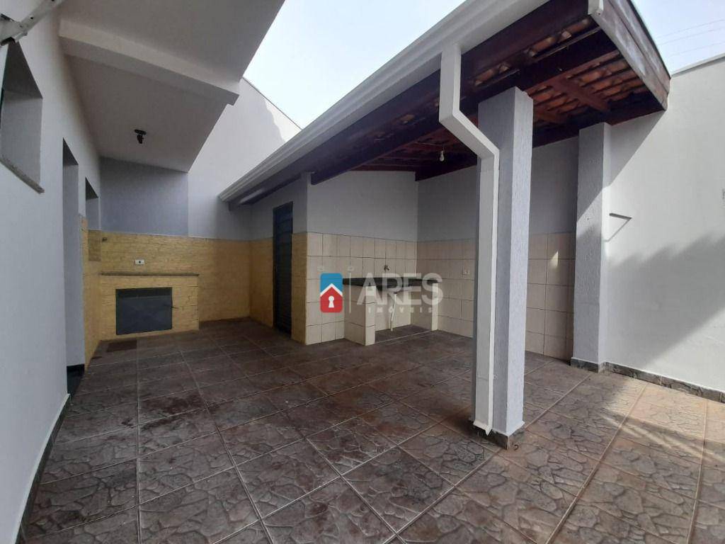 Casa para alugar com 3 quartos, 190m² - Foto 5