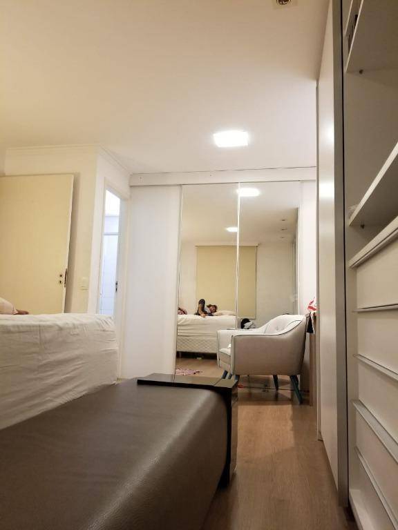 Apartamento à venda com 2 quartos, 80m² - Foto 4