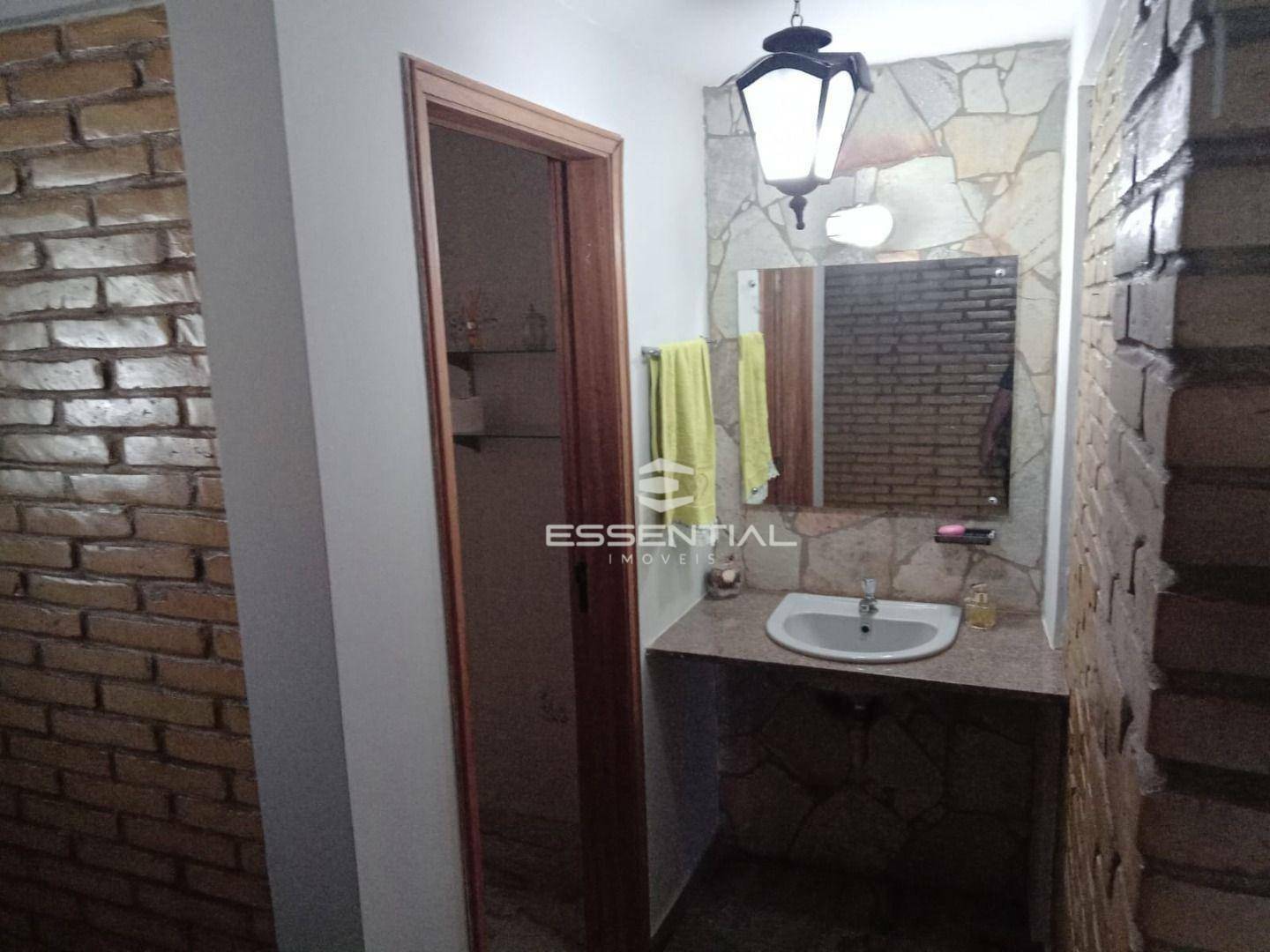 Chácara à venda e aluguel com 3 quartos, 300m² - Foto 3