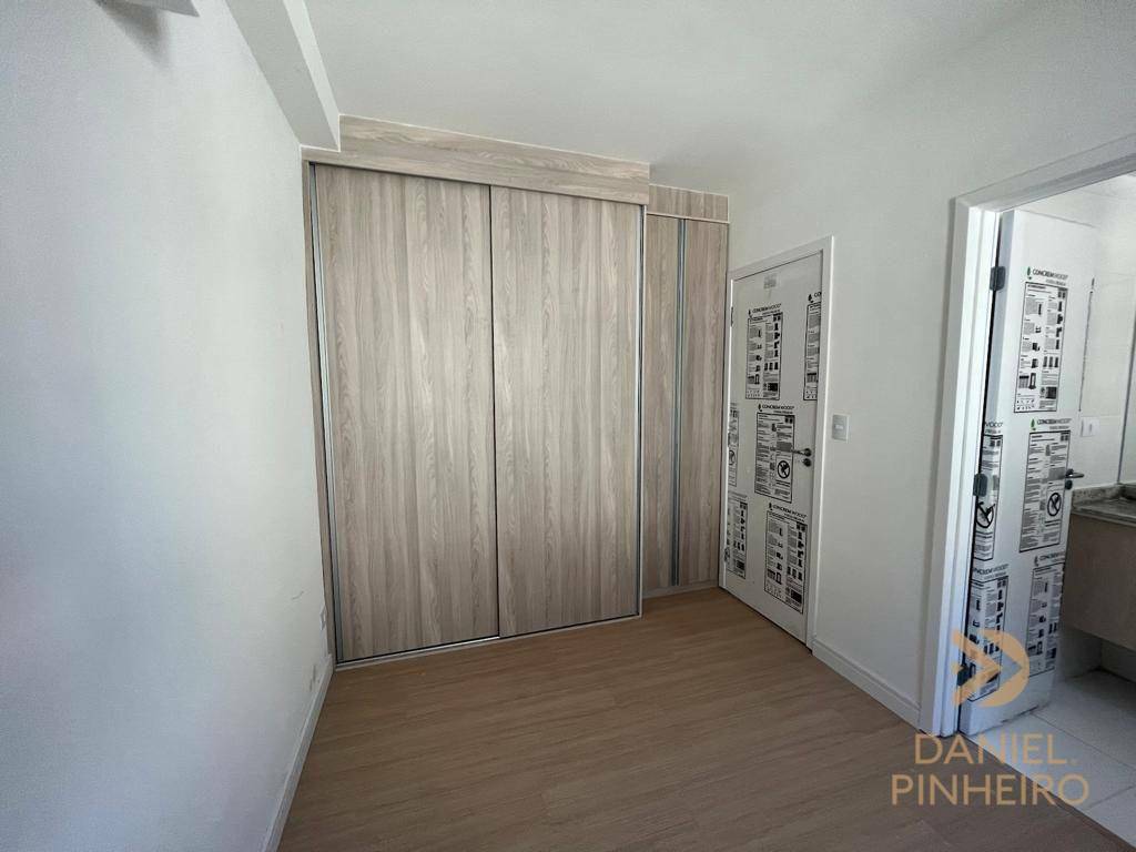 Apartamento à venda com 3 quartos, 117m² - Foto 16