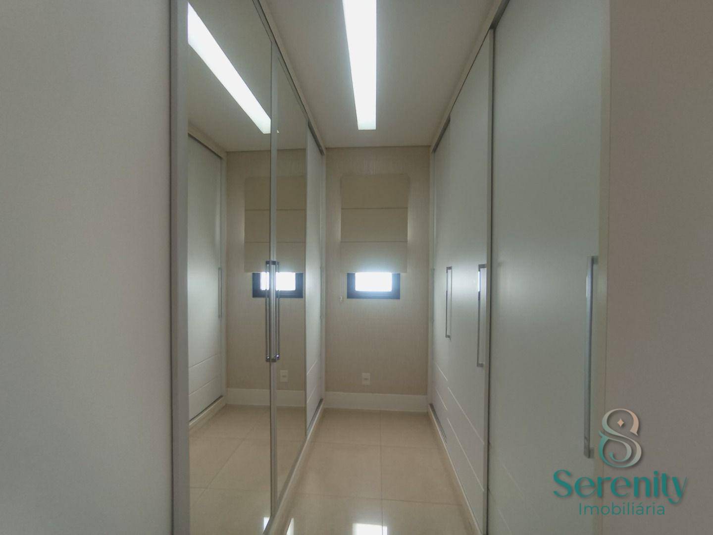 Apartamento para alugar com 3 quartos, 186m² - Foto 11