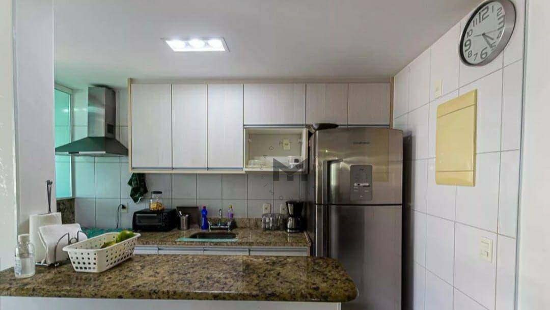 Apartamento à venda com 3 quartos, 85m² - Foto 10