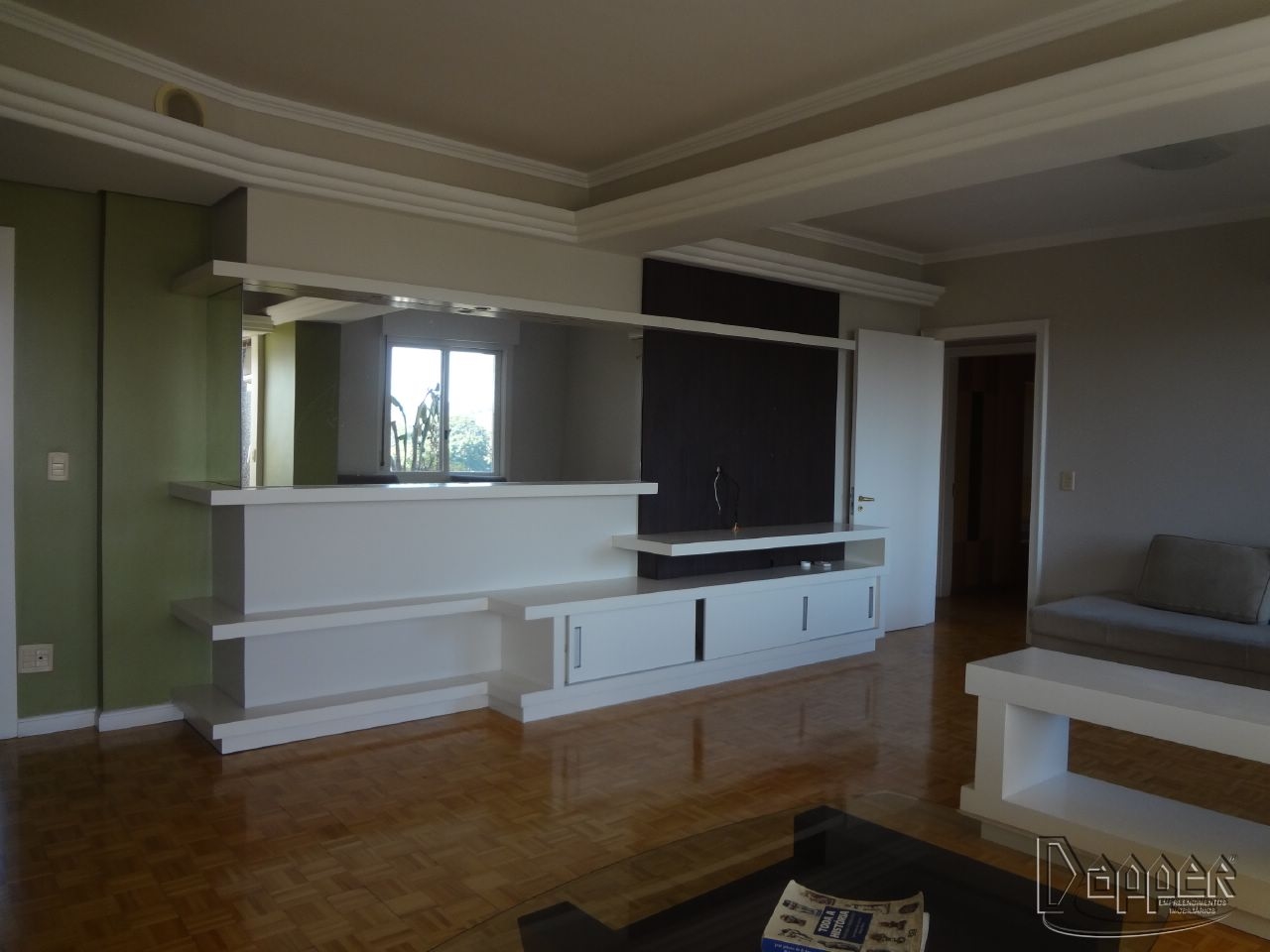 Apartamento à venda com 3 quartos, 189m² - Foto 4