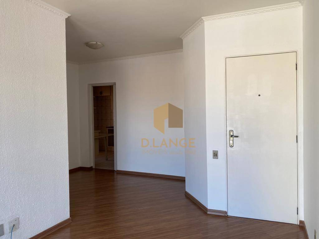 Apartamento à venda com 3 quartos, 73m² - Foto 3