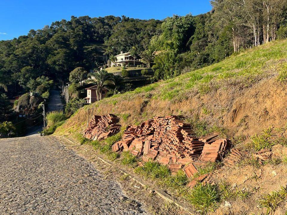 Terreno à venda, 600m² - Foto 1