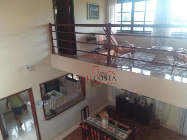 Casa à venda com 3 quartos, 420m² - Foto 11