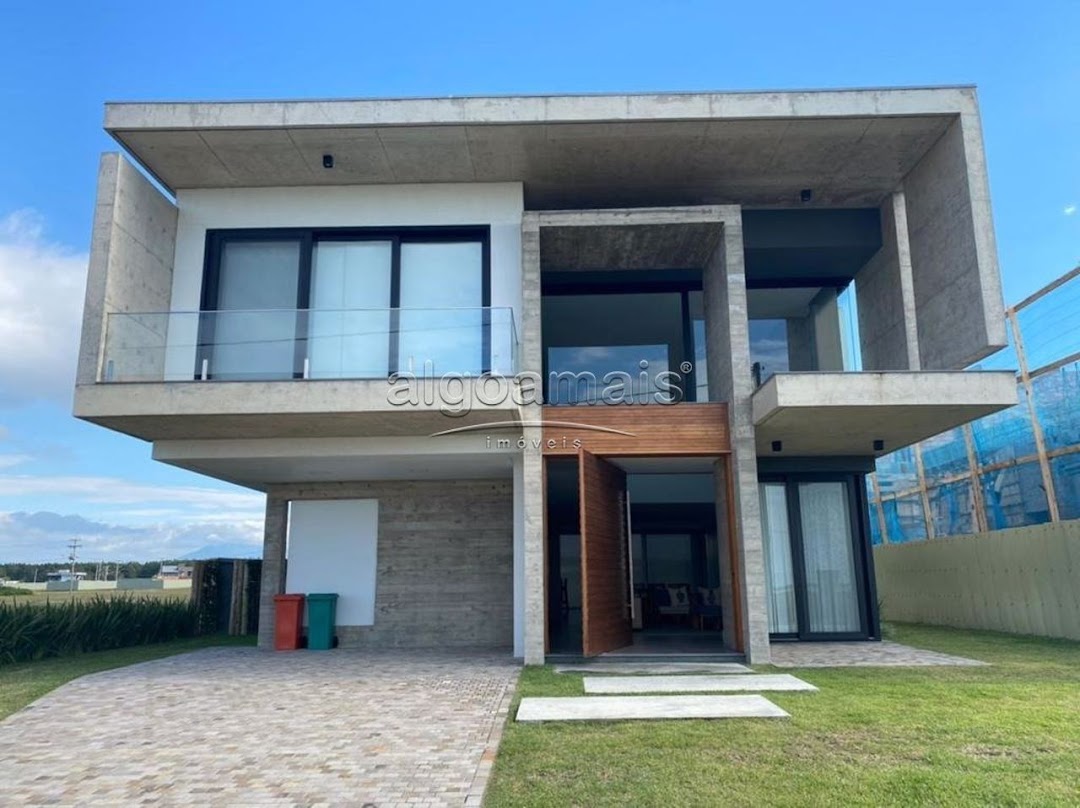 Casa de Condomínio à venda com 5 quartos, 430m² - Foto 1