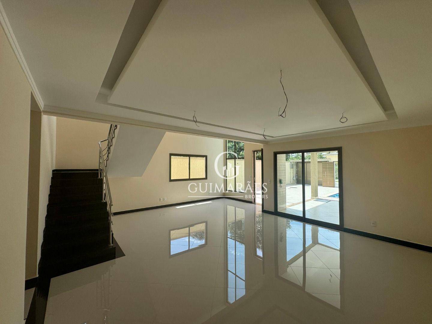 Casa de Condomínio à venda com 4 quartos, 252m² - Foto 5