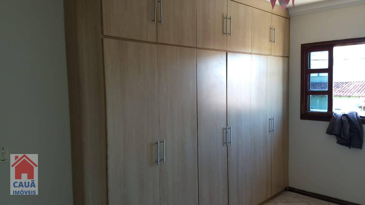 Sobrado à venda com 4 quartos, 250m² - Foto 12