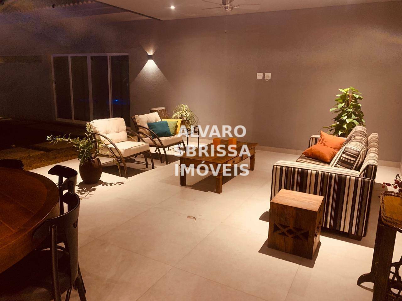 Casa de Condomínio à venda com 5 quartos, 600m² - Foto 6