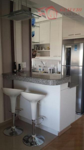 Apartamento à venda com 2 quartos, 60m² - Foto 1