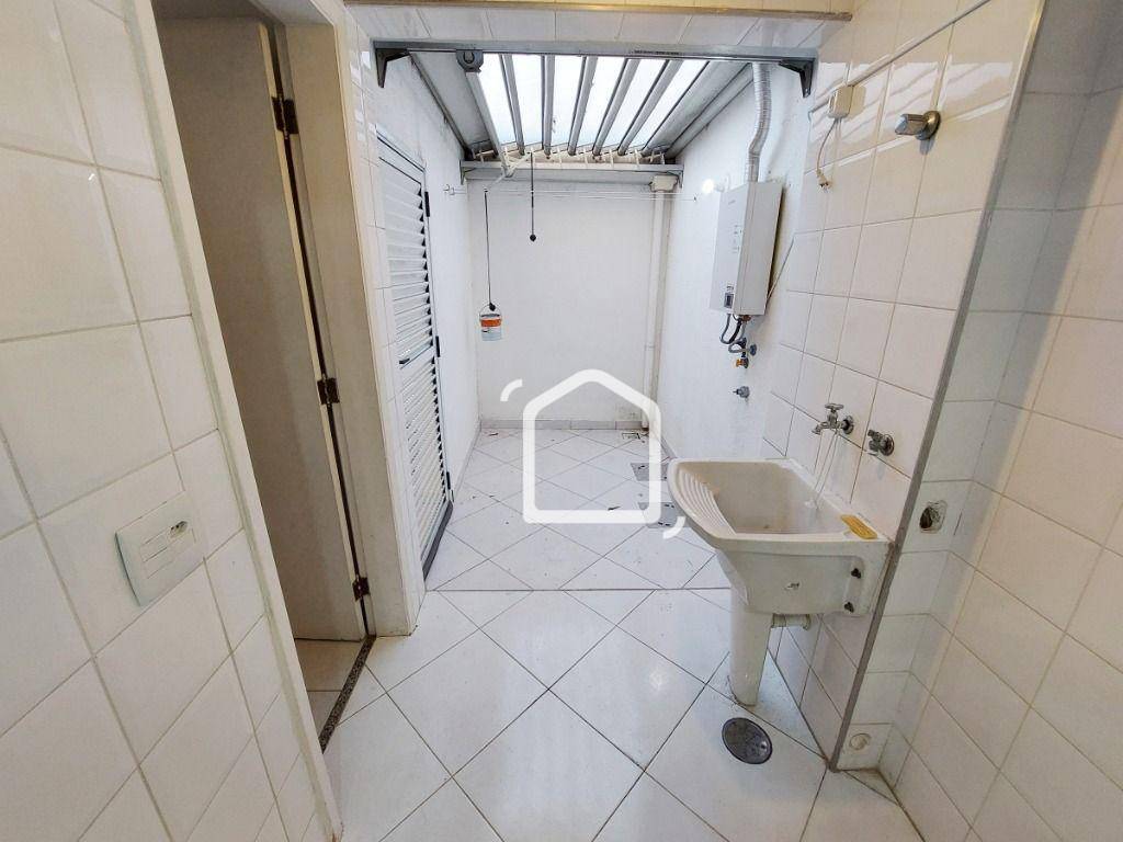 Casa de Condomínio à venda com 3 quartos, 212m² - Foto 22