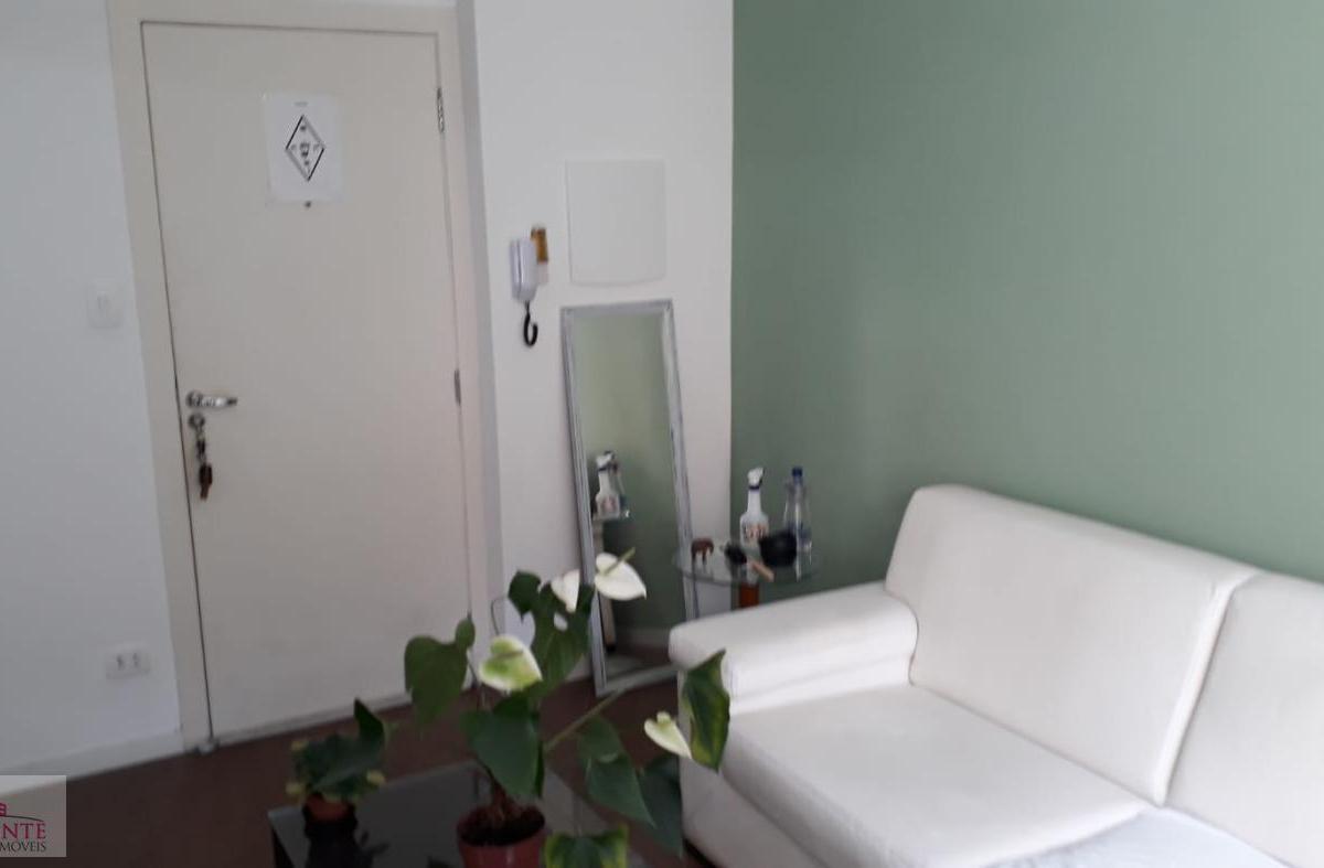 Apartamento à venda com 2 quartos, 45m² - Foto 13