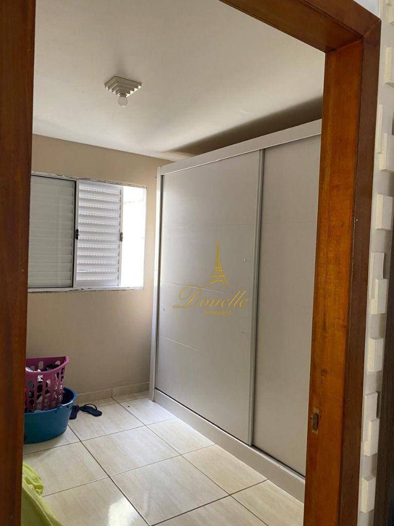 Apartamento à venda com 2 quartos, 43m² - Foto 3