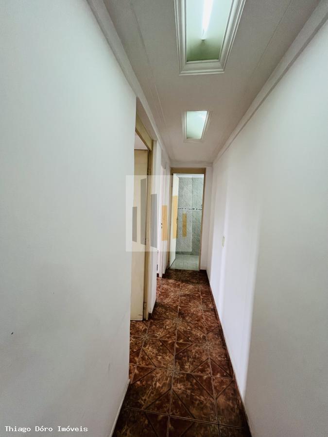 Apartamento à venda com 2 quartos, 55m² - Foto 11