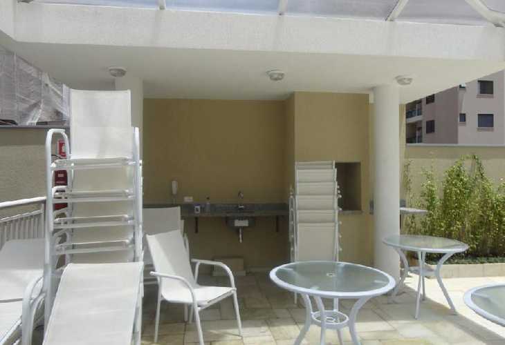 Apartamento à venda com 3 quartos, 84m² - Foto 2