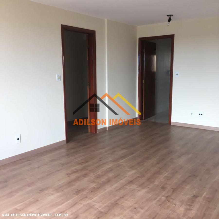 Apartamento à venda com 3 quartos - Foto 2