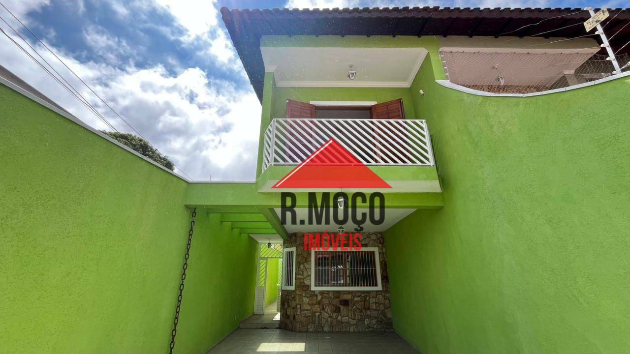 Sobrado para alugar com 3 quartos, 130m² - Foto 1