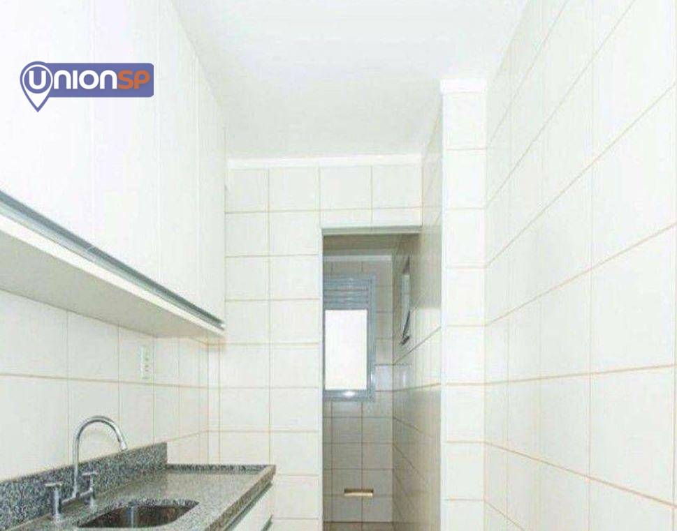 Apartamento à venda com 3 quartos, 76m² - Foto 9