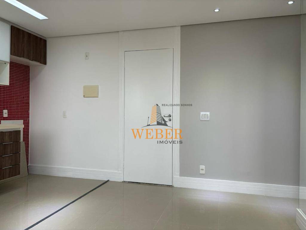 Apartamento à venda com 2 quartos, 42m² - Foto 9