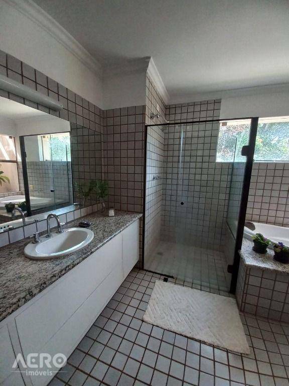 Casa de Condomínio à venda com 4 quartos, 290m² - Foto 55