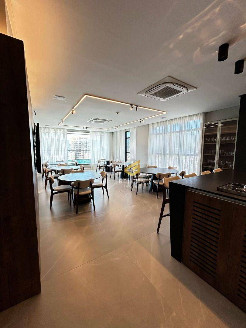 Apartamento para alugar com 2 quartos, 87m² - Foto 7