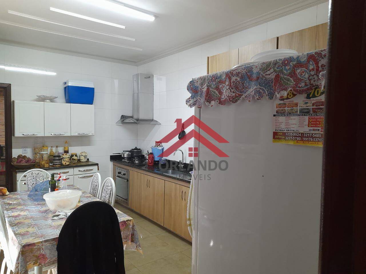 Casa à venda com 3 quartos, 140m² - Foto 2