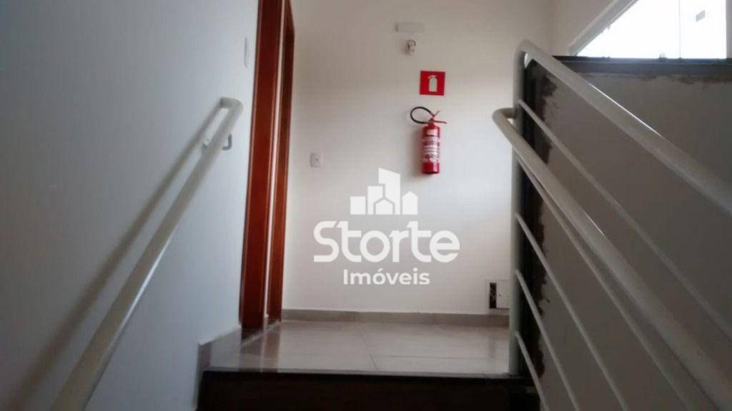 Apartamento à venda com 2 quartos, 51m² - Foto 11