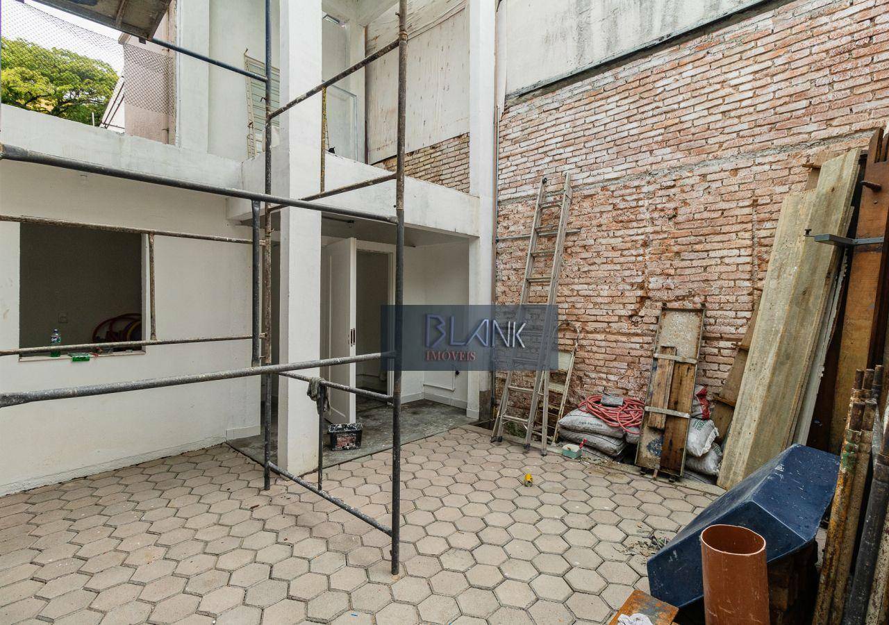 Casa para alugar com 4 quartos, 140m² - Foto 20