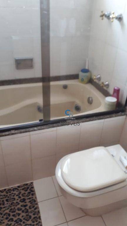 Apartamento à venda com 3 quartos, 120m² - Foto 26