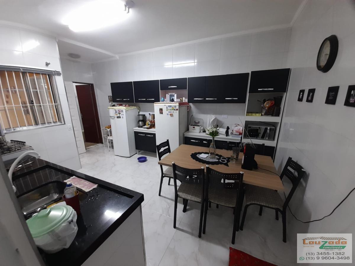 Casa à venda com 3 quartos, 275m² - Foto 6