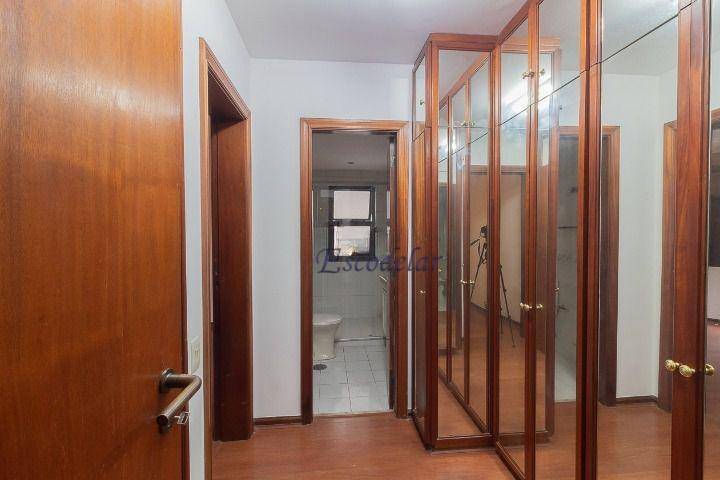 Apartamento para alugar com 4 quartos, 208m² - Foto 36