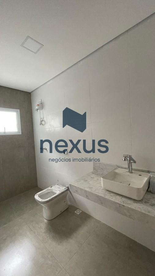 Casa à venda com 3 quartos, 250m² - Foto 5