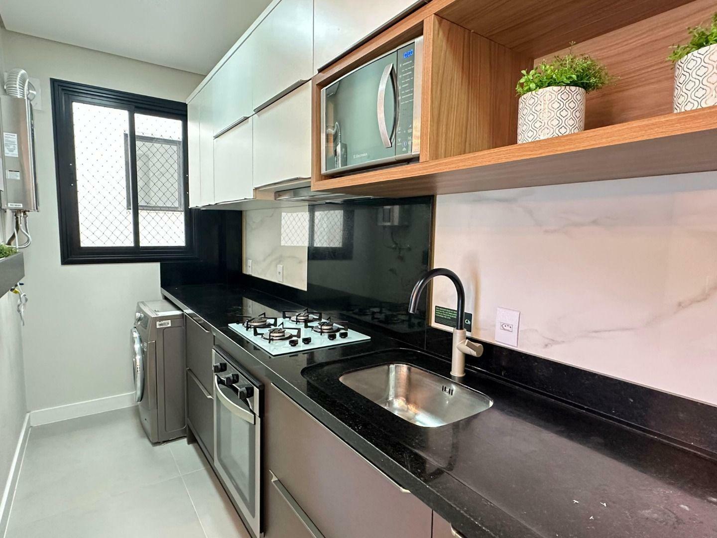 Apartamento à venda com 2 quartos, 64m² - Foto 5