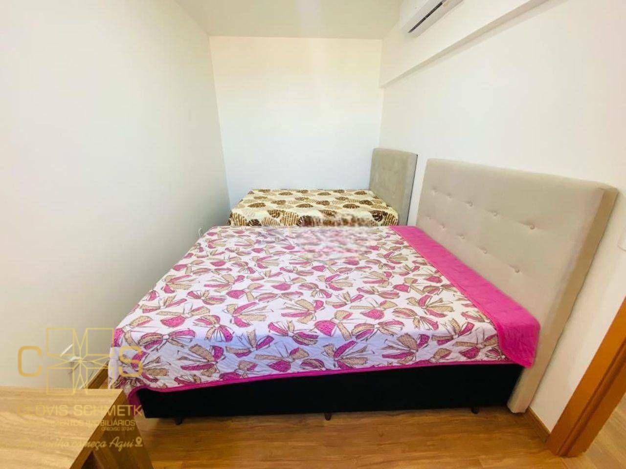 Apartamento à venda com 2 quartos, 65m² - Foto 2