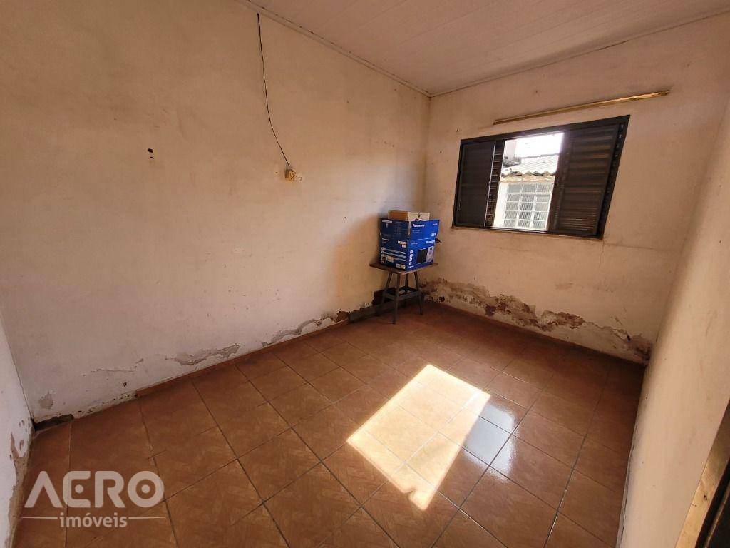 Casa à venda com 3 quartos, 203m² - Foto 13