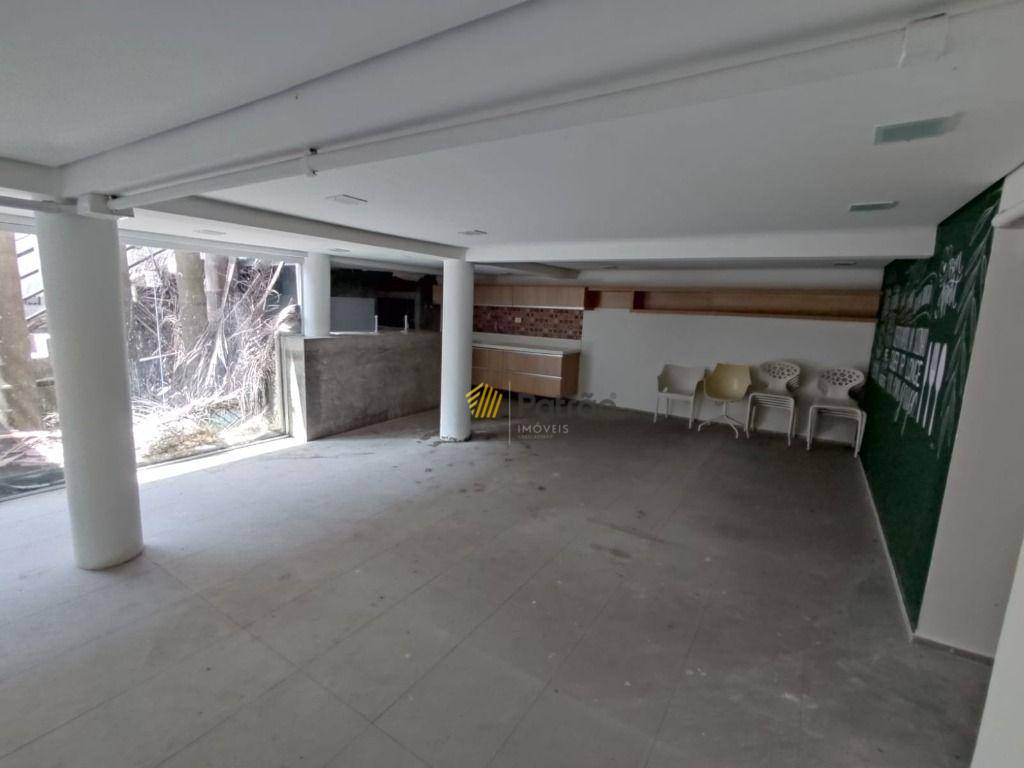 Sobrado à venda com 3 quartos, 500m² - Foto 19