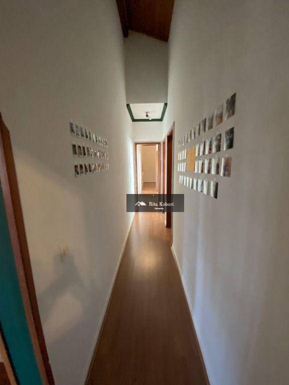 Casa à venda com 3 quartos, 333m² - Foto 6