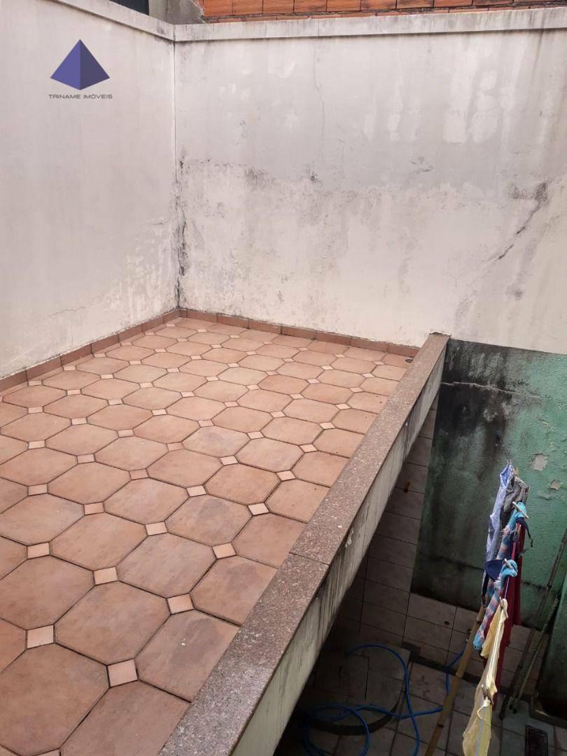 Sobrado à venda com 3 quartos, 200M2 - Foto 22