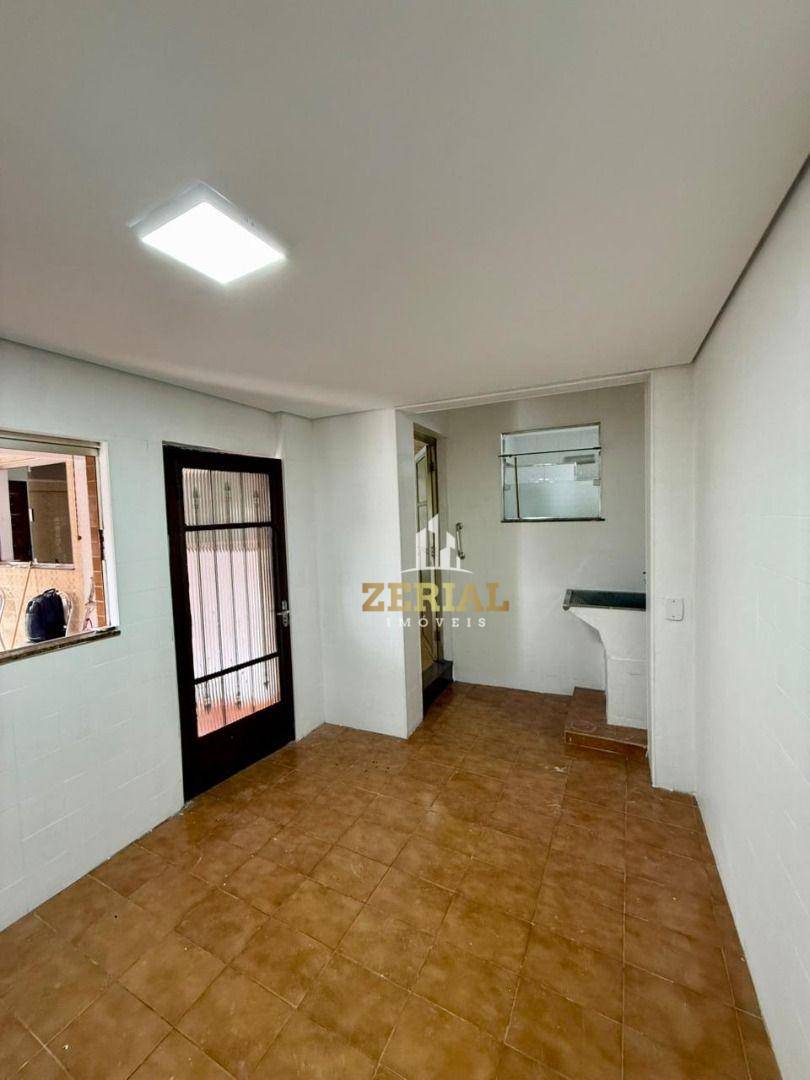 Casa à venda com 2 quartos, 189m² - Foto 9