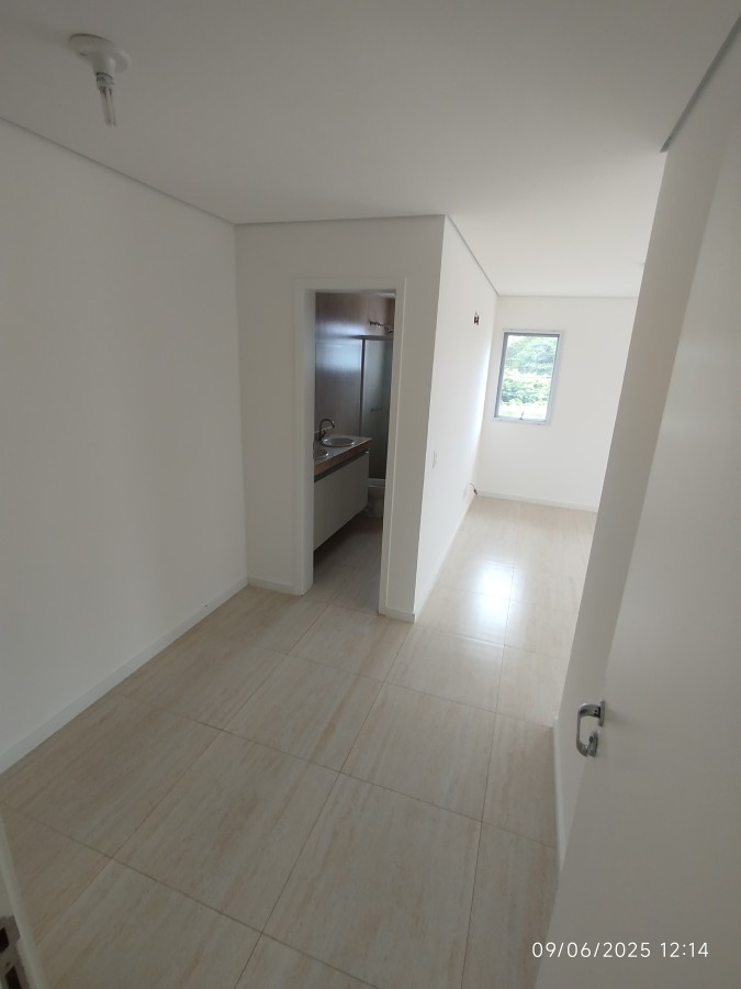 Casa de Condomínio para alugar com 3 quartos, 215m² - Foto 38