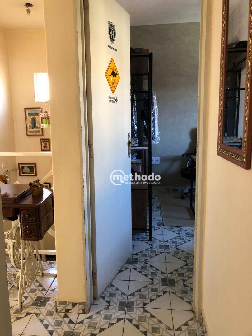 Casa à venda com 4 quartos, 250m² - Foto 24