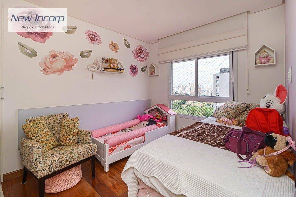 Apartamento à venda com 3 quartos, 210m² - Foto 31