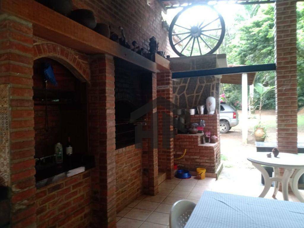 Chácara à venda com 4 quartos, 365m² - Foto 9