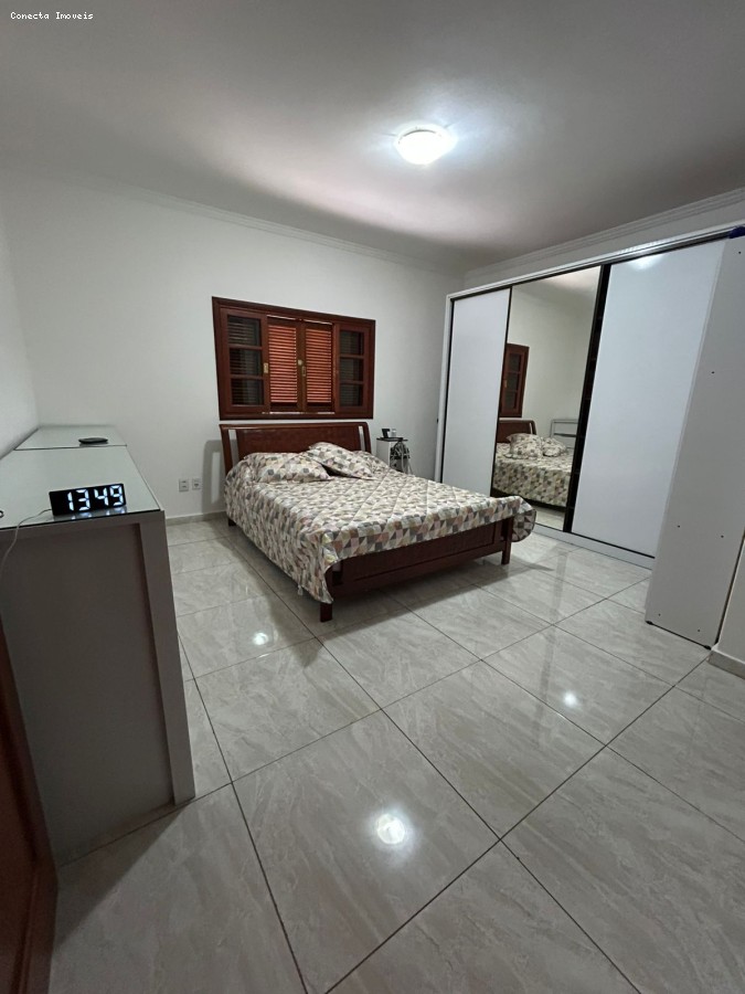 Casa à venda com 2 quartos, 122m² - Foto 9