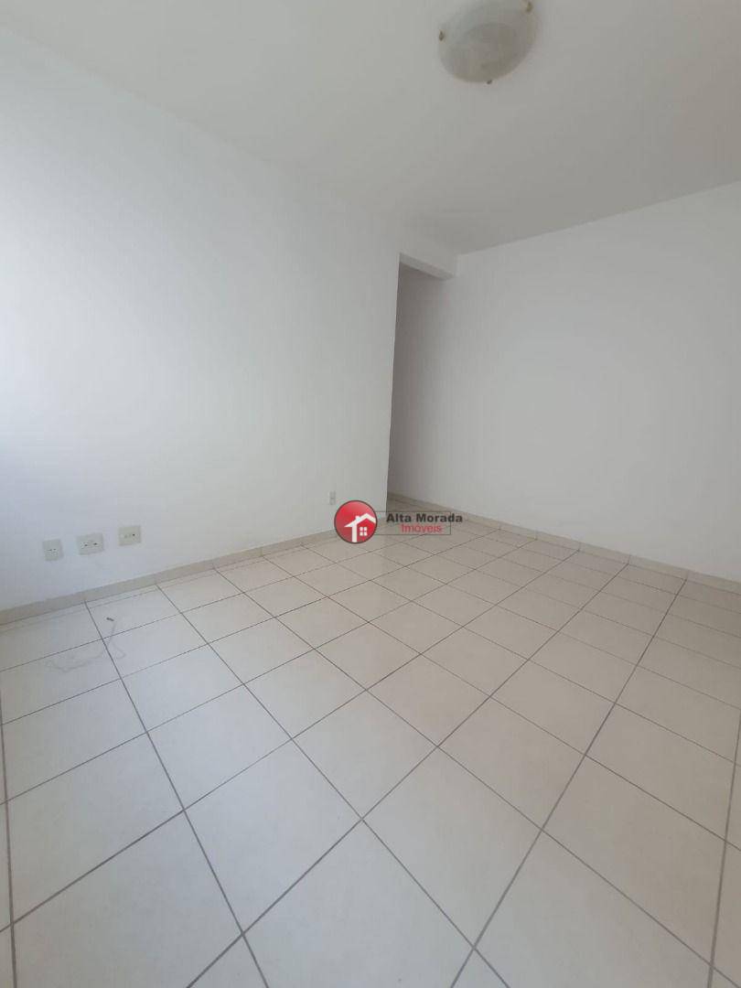 Apartamento para alugar com 2 quartos, 65m² - Foto 2