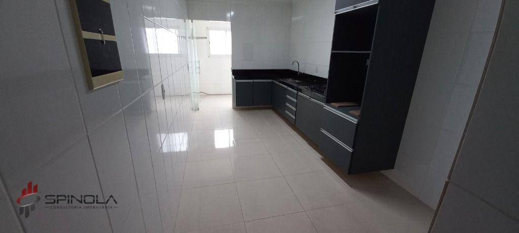 Apartamento à venda com 3 quartos, 138m² - Foto 10