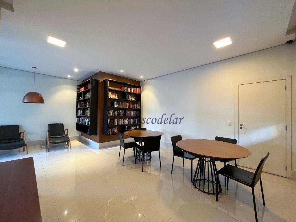 Apartamento para alugar com 3 quartos, 252m² - Foto 43