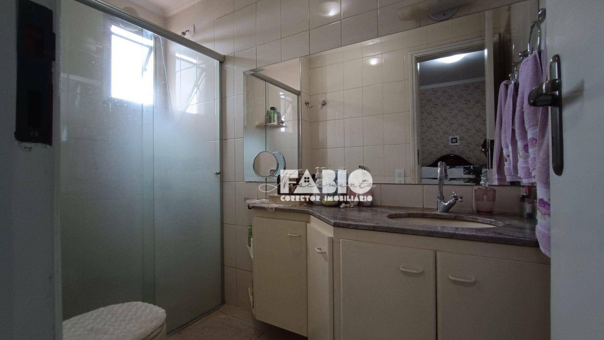 Apartamento à venda com 4 quartos, 167m² - Foto 15