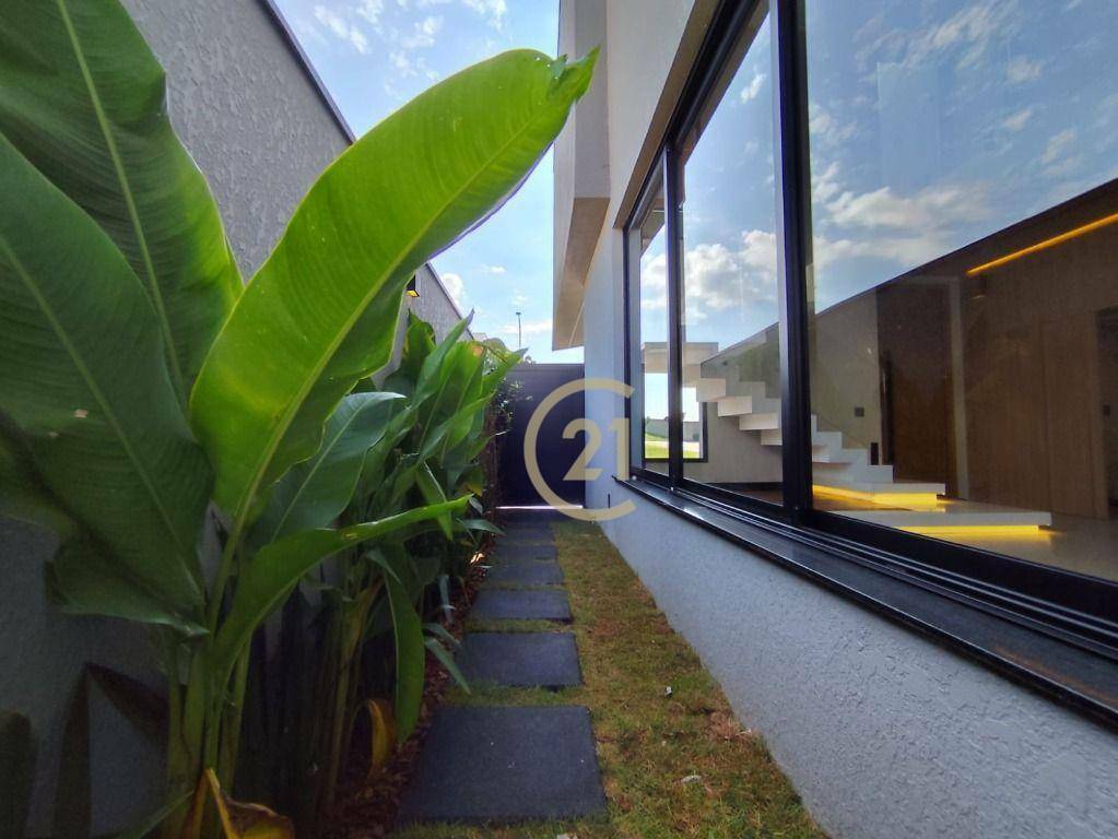 Casa de Condomínio à venda com 4 quartos, 300m² - Foto 24
